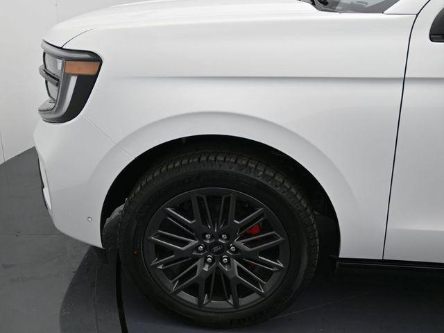 new 2025 Ford Expedition car, priced at $84,355