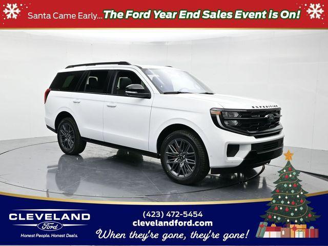 new 2025 Ford Expedition car, priced at $84,355