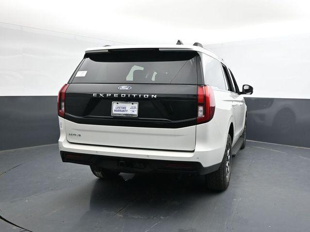 new 2025 Ford Expedition car, priced at $64,997