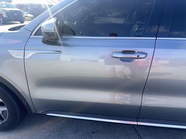 used 2021 Kia Sorento Hybrid car, priced at $20,298
