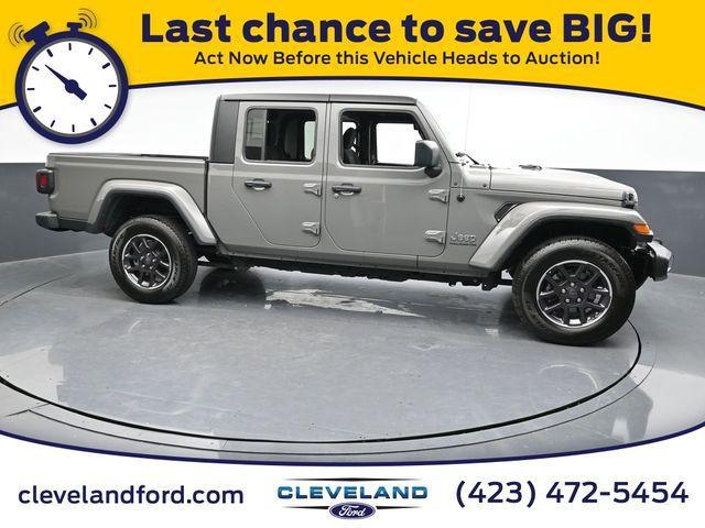 used 2023 Jeep Gladiator car, priced at $29,598