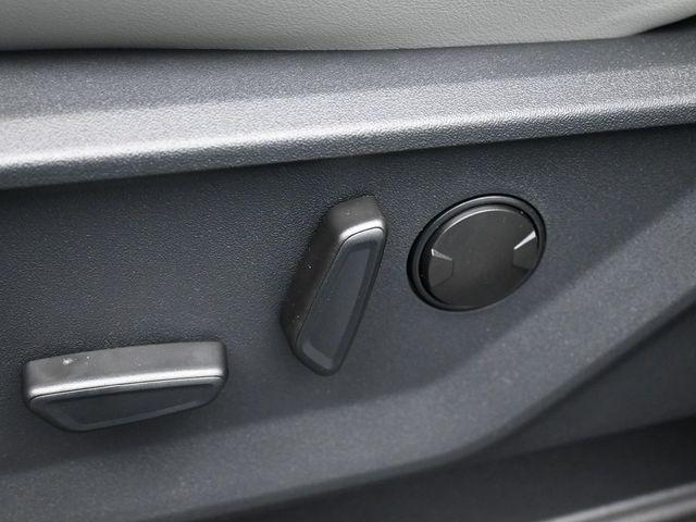 new 2025 Ford Expedition Max car, priced at $68,797