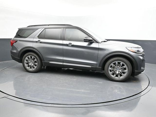 new 2025 Ford Explorer car