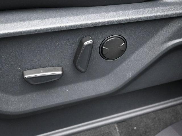 new 2025 Ford Expedition car, priced at $84,015