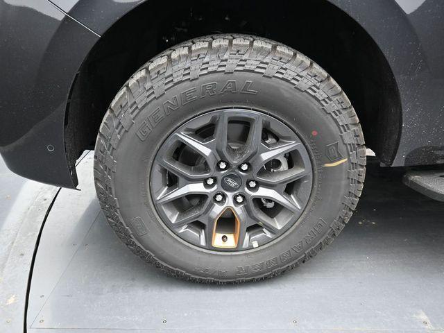 new 2025 Ford Expedition car, priced at $84,015