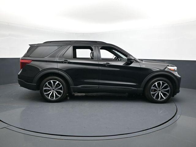 used 2022 Ford Explorer car, priced at $34,282
