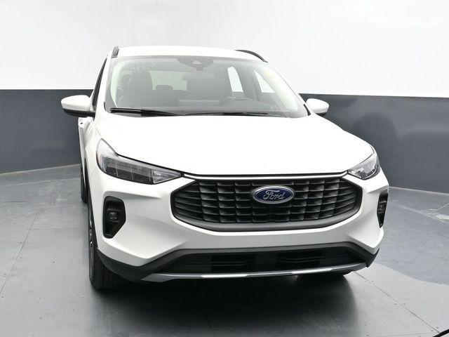 new 2025 Ford Escape car, priced at $39,990