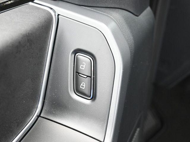 new 2025 Ford F-150 car, priced at $55,997