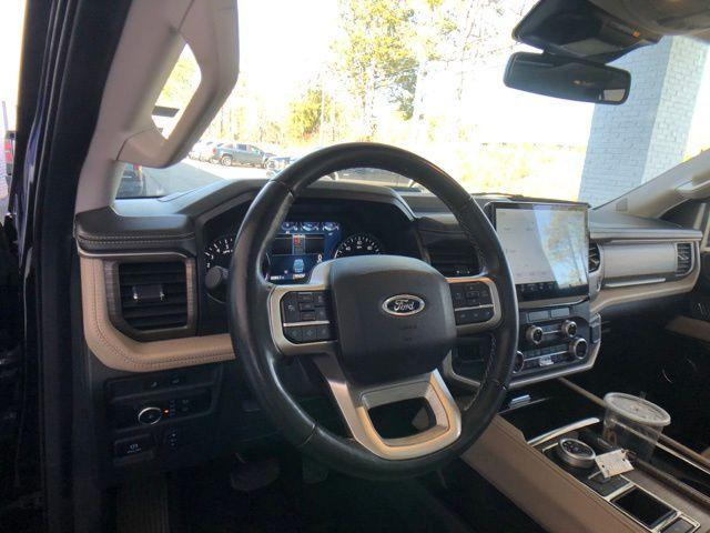 used 2023 Ford Expedition car, priced at $41,772