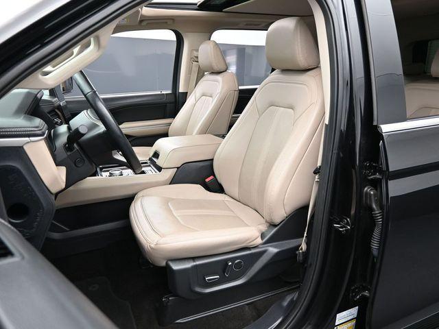 used 2023 Ford Expedition car, priced at $40,352