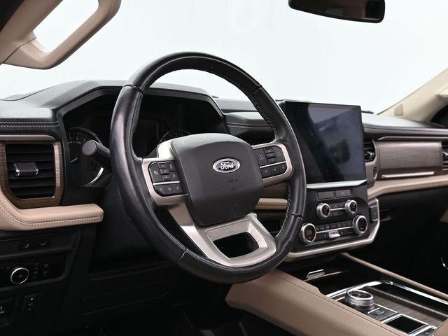 used 2023 Ford Expedition car, priced at $40,352