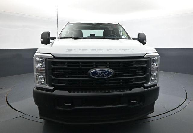 new 2025 Ford F-250 car, priced at $62,195