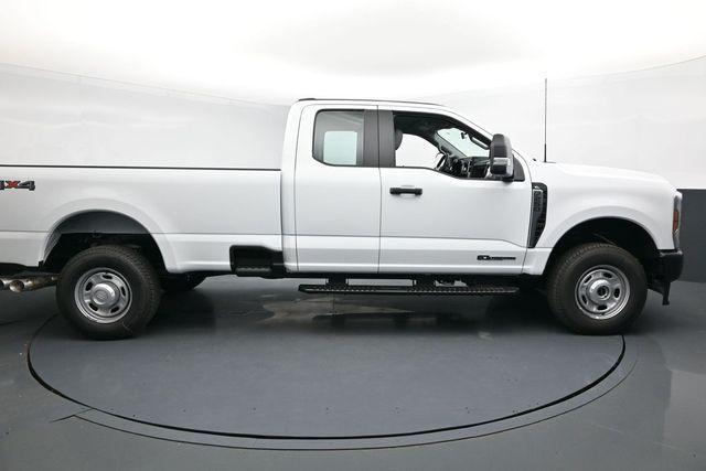 new 2025 Ford F-250 car, priced at $62,195