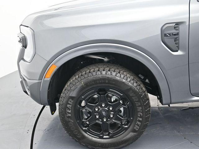 new 2025 Ford Ranger car, priced at $42,800