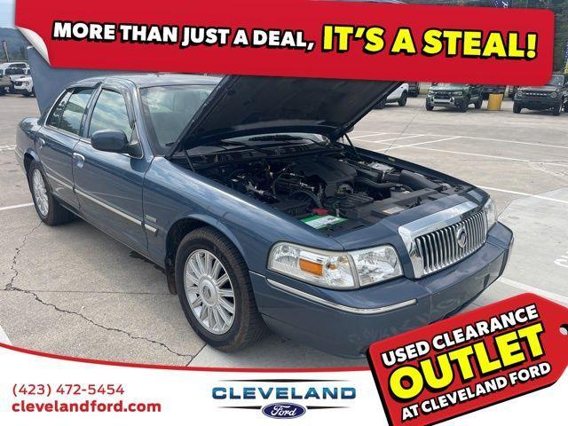 used 2009 Mercury Grand Marquis car, priced at $7,995