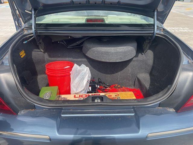 used 2009 Mercury Grand Marquis car, priced at $7,995