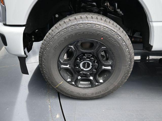 new 2025 Ford F-250 car, priced at $55,697