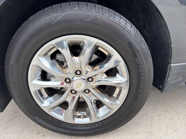 used 2018 Chevrolet Equinox car, priced at $13,381