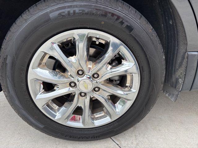 used 2018 Chevrolet Equinox car, priced at $13,381