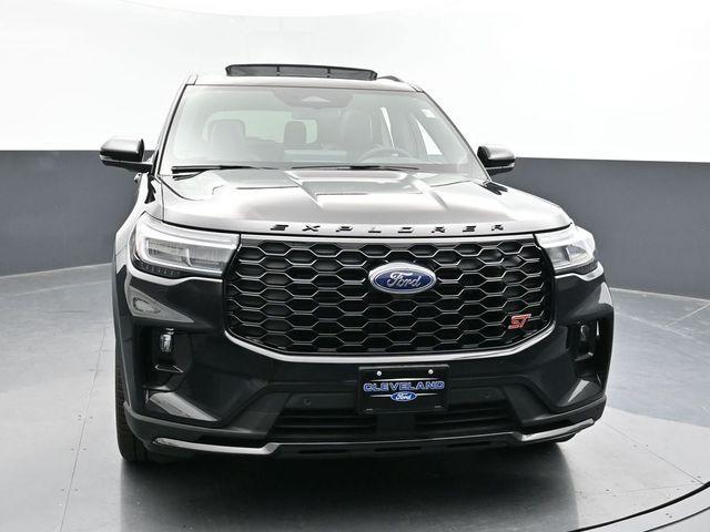 new 2025 Ford Explorer car, priced at $56,498