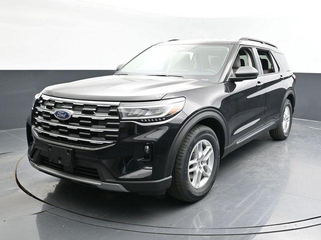 new 2025 Ford Explorer car, priced at $43,310