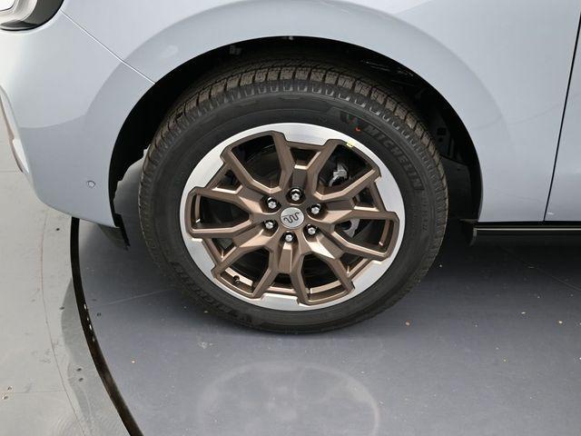 new 2025 Ford Expedition car, priced at $87,797