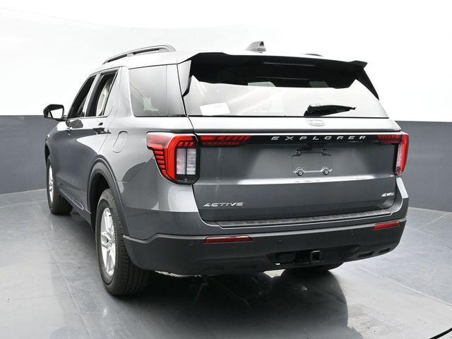 new 2025 Ford Explorer car, priced at $41,010