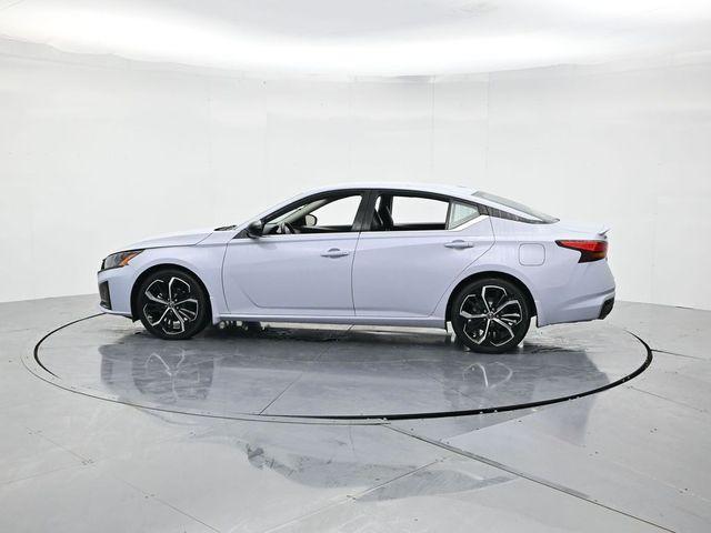 used 2023 Nissan Altima car, priced at $21,998