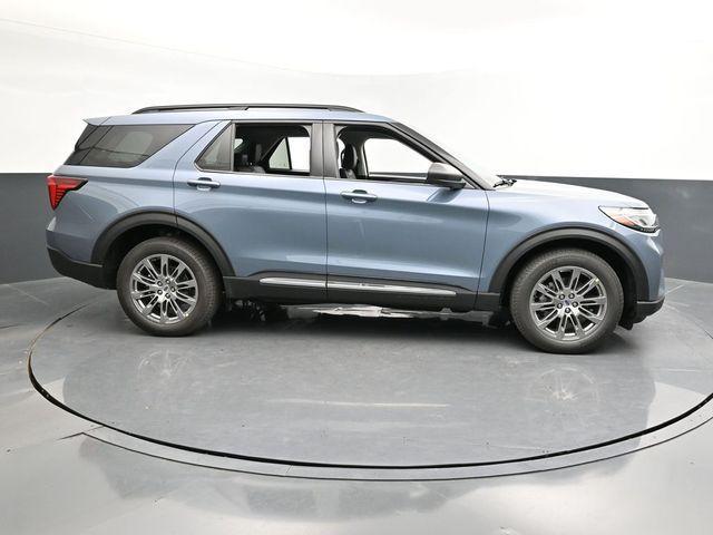 new 2025 Ford Explorer car, priced at $46,600