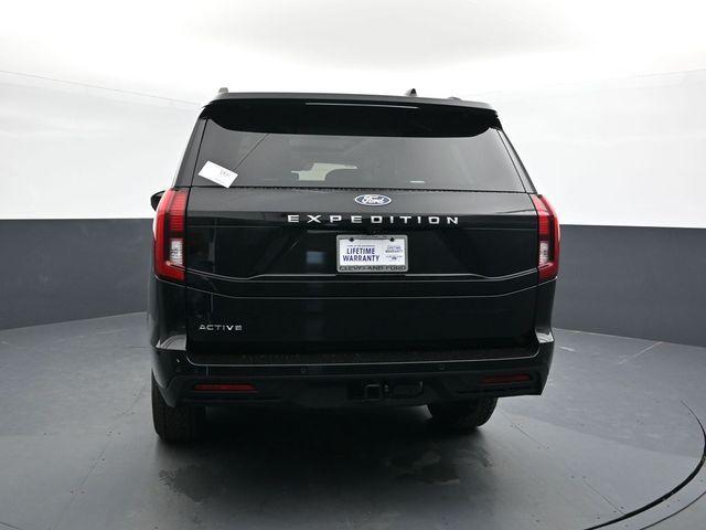 new 2025 Ford Expedition car, priced at $70,697