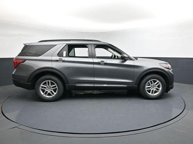 new 2025 Ford Explorer car, priced at $39,097