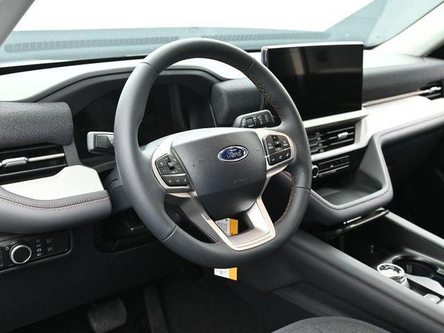 new 2025 Ford Explorer car, priced at $39,097