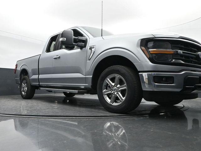 new 2025 Ford F-150 car, priced at $52,098