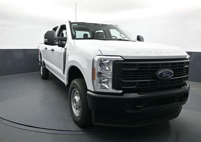 new 2025 Ford F-250 car, priced at $48,897