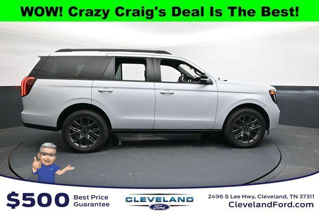 new 2025 Ford Expedition car, priced at $79,997