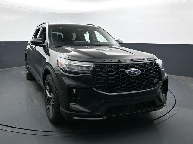 new 2025 Ford Explorer car, priced at $57,297