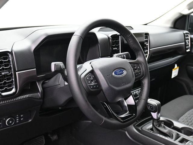 new 2025 Ford Ranger car, priced at $40,697