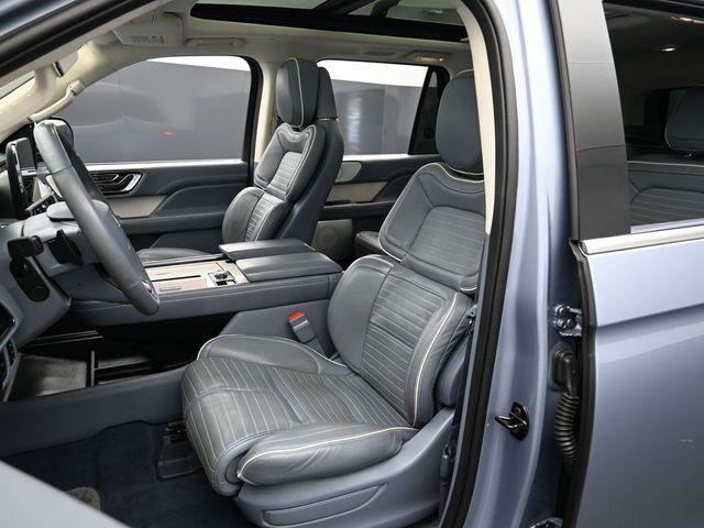 used 2021 Lincoln Navigator car, priced at $41,995