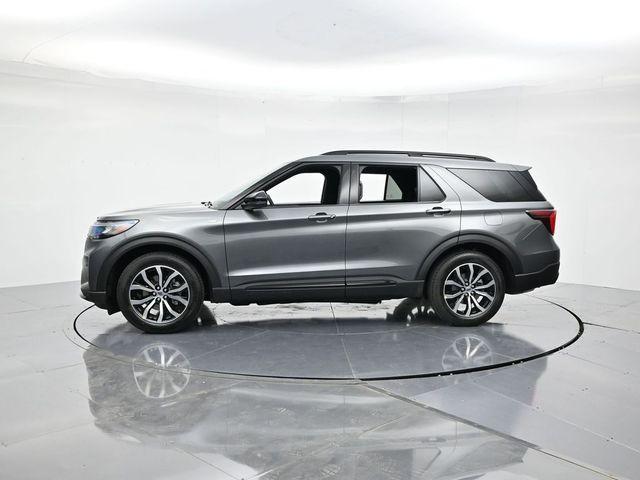 new 2025 Ford Explorer car, priced at $40,597