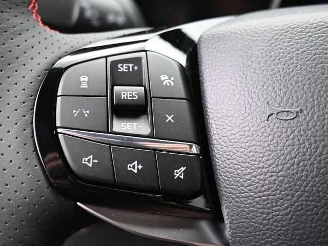 new 2025 Ford Explorer car, priced at $40,597