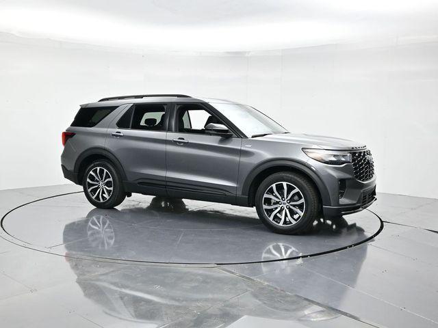 new 2025 Ford Explorer car, priced at $40,597