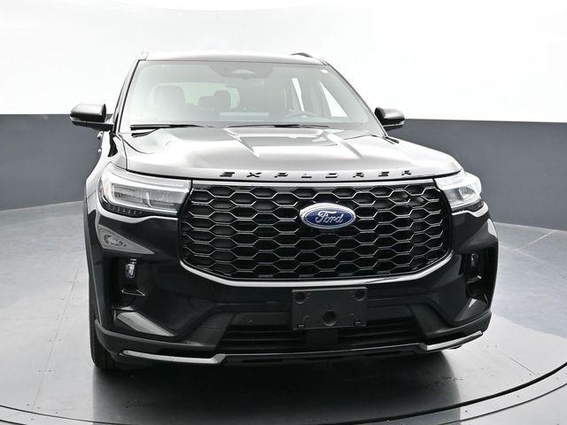 new 2025 Ford Explorer car, priced at $45,598