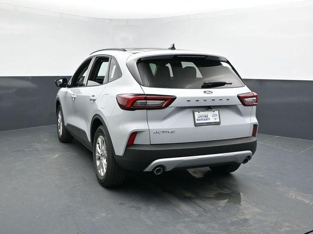new 2025 Ford Escape car, priced at $31,597