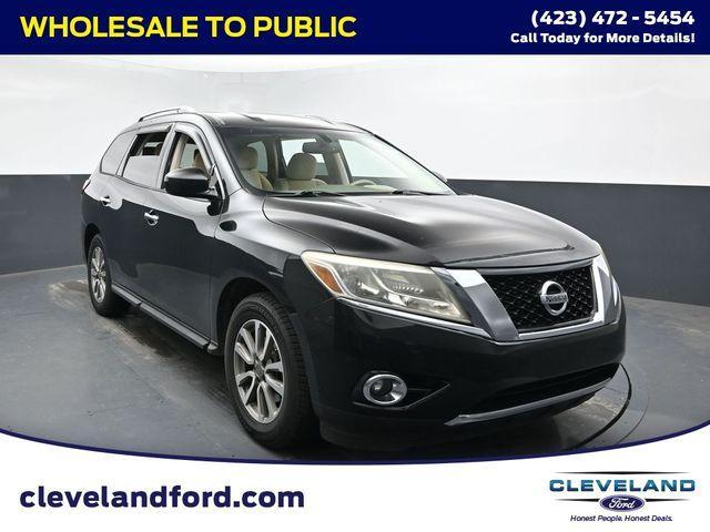 used 2015 Nissan Pathfinder car, priced at $5,999