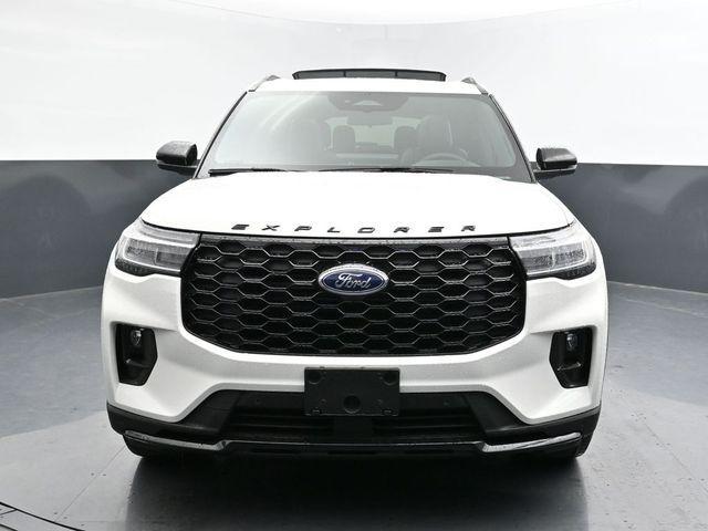 new 2025 Ford Explorer car, priced at $46,998