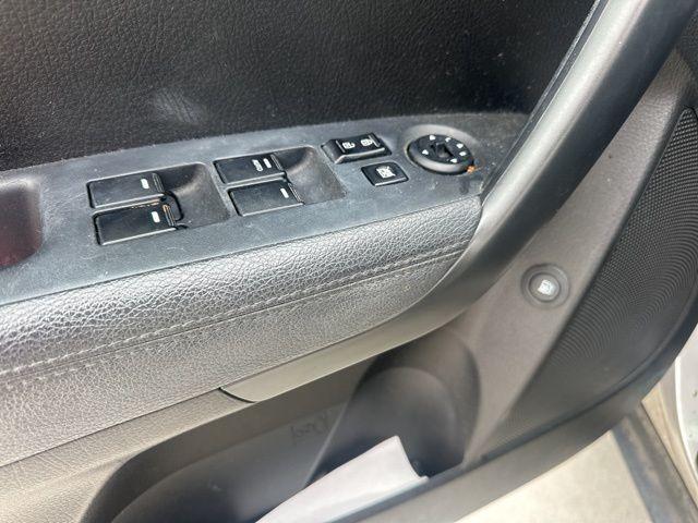 used 2013 Kia Sorento car, priced at $4,991