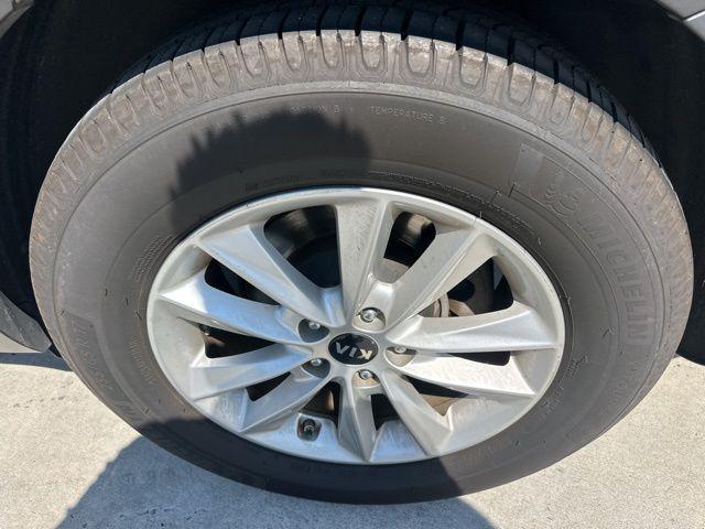 used 2020 Kia Sorento car, priced at $11,991