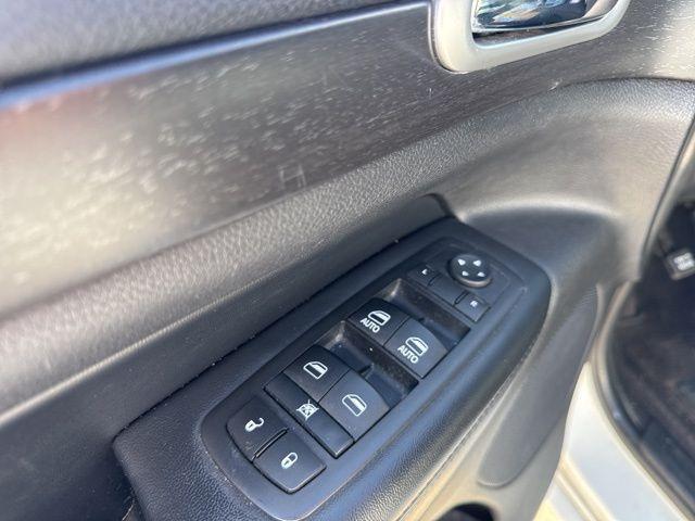used 2015 Jeep Grand Cherokee car, priced at $8,995