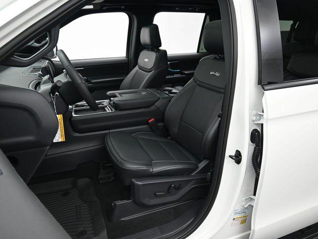 new 2025 Ford Expedition Max car, priced at $85,801