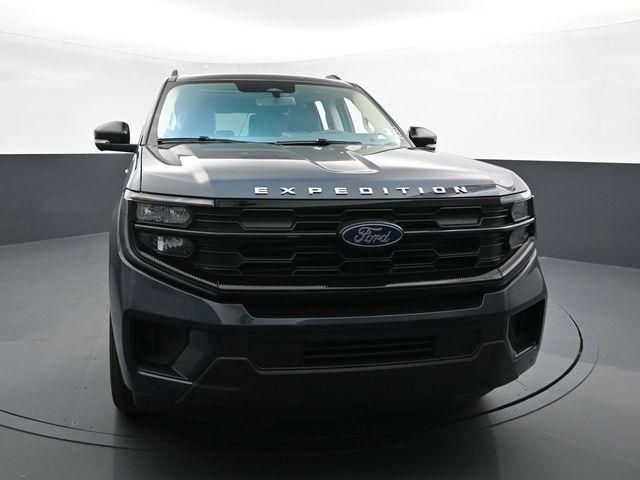 new 2025 Ford Expedition Max car, priced at $70,797